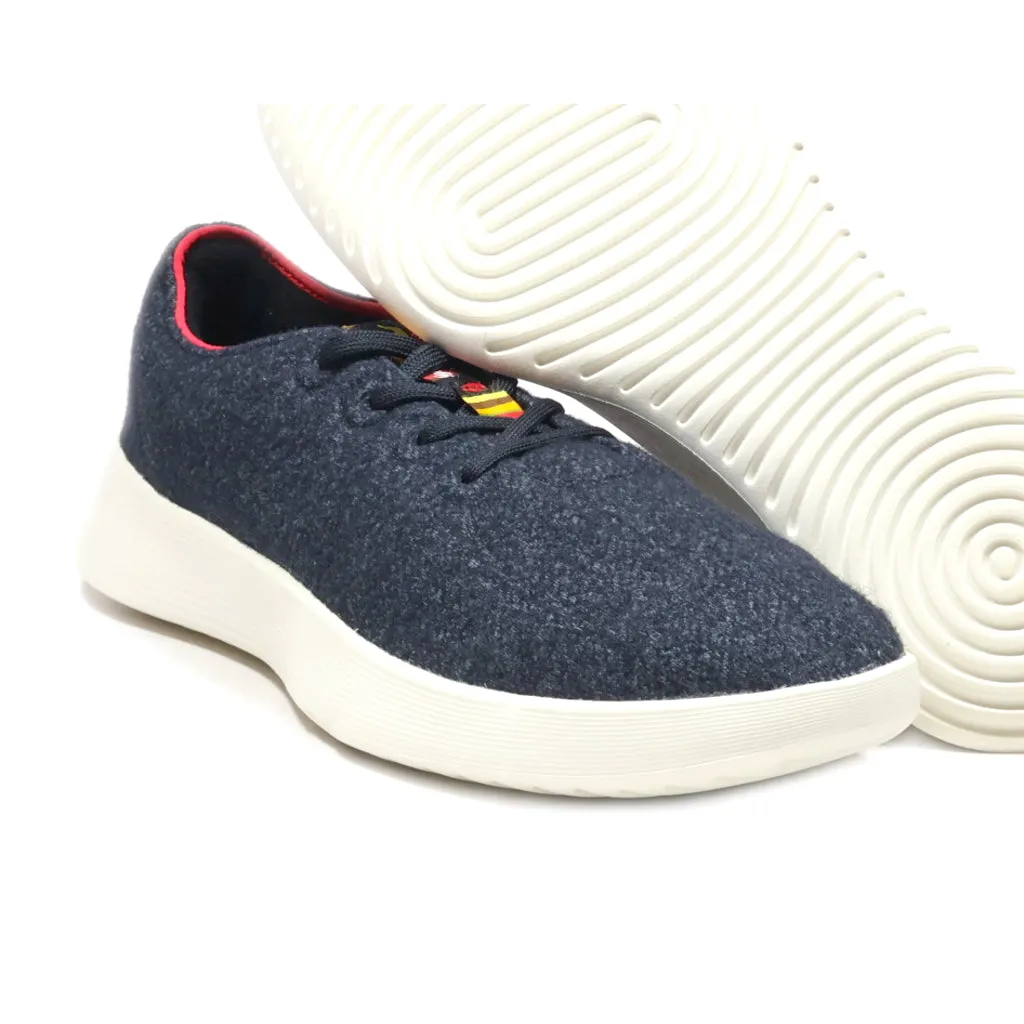 Allbirds Runner 2 Sport Shoes Wool Black Colour For Men