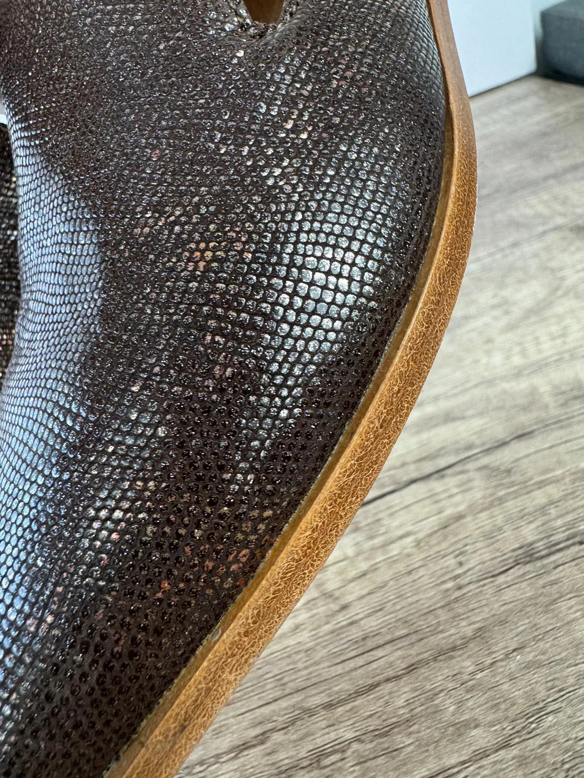 FRYE KENZIE VENETIAN METALLIC LOAFERS