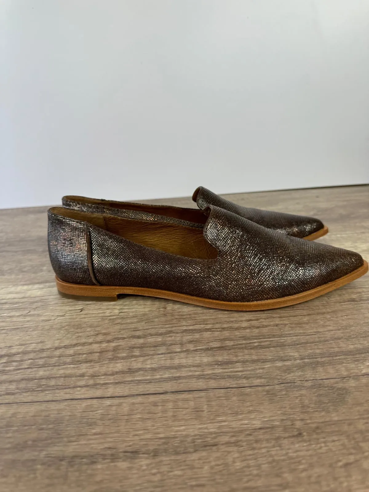 FRYE KENZIE VENETIAN METALLIC LOAFERS