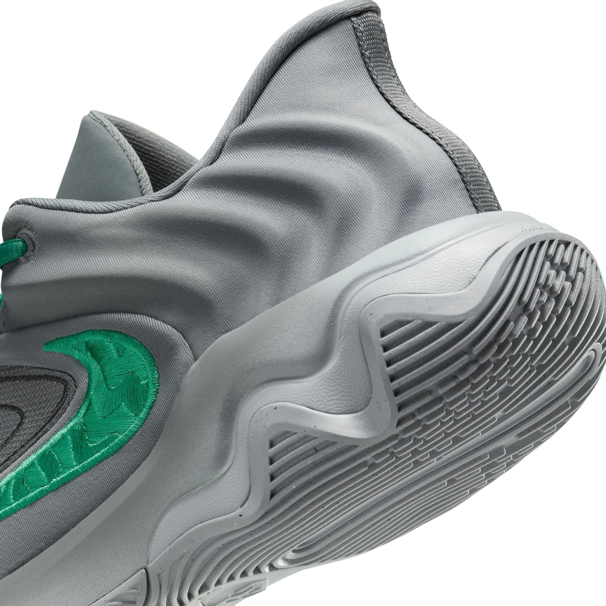 Men's Nike Giannis Immortality 4 Basketball Shoes